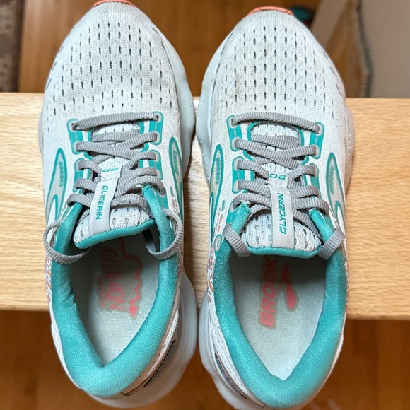 Brooks Glycerin 20 W’s Athletic Shoes - Size 6.5 Medium (B) - Picture 5 of 7